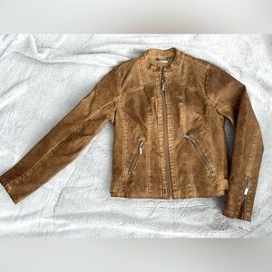 🍁Distressed Tan Vegan Leather Jacket 🍁
